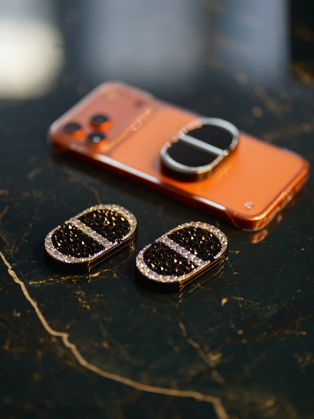 DI*R Glam Stoned Phone Ring Holder – Dual Mirror